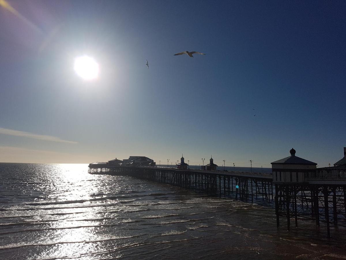 Gabrielles Blackpool Exterior foto
